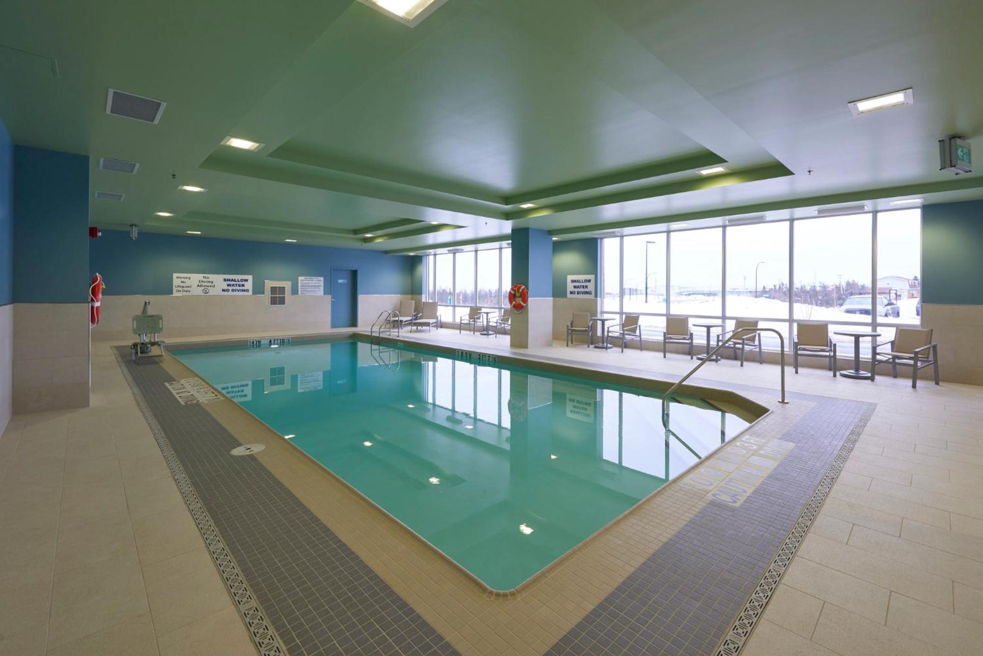 Holiday Inn Express & Suites St. John'S Airport By Ihg Eksteriør billede