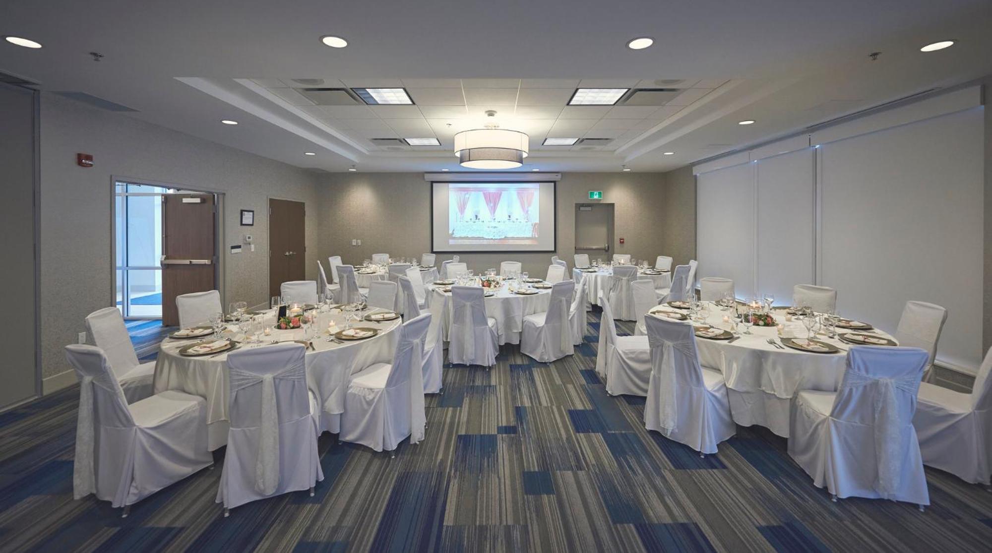 Holiday Inn Express & Suites St. John'S Airport By Ihg Eksteriør billede