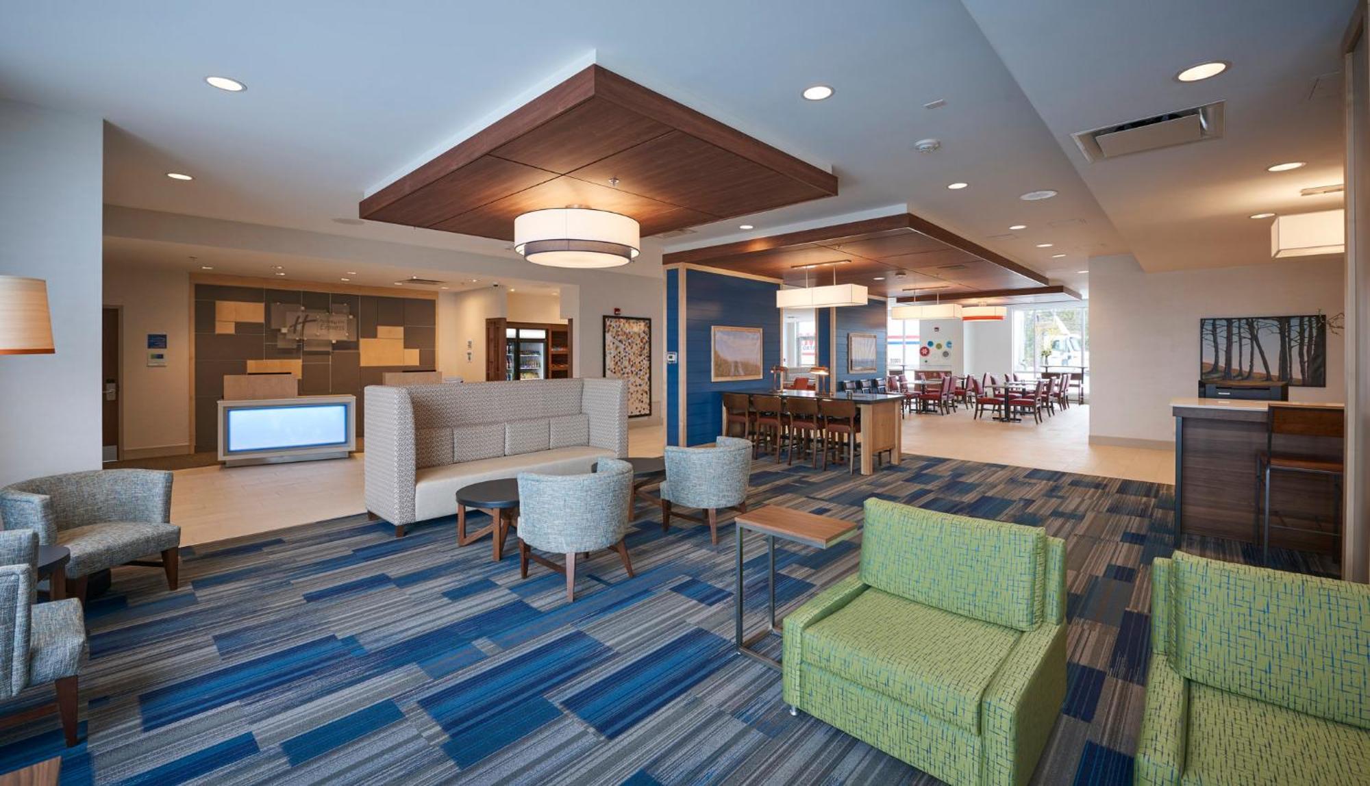 Holiday Inn Express & Suites St. John'S Airport By Ihg Eksteriør billede